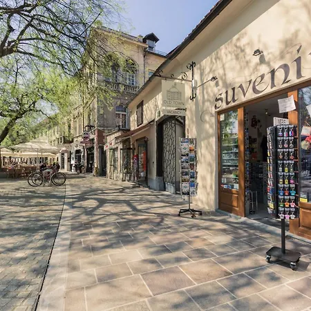 Apartament Old Town First Floor Lublana